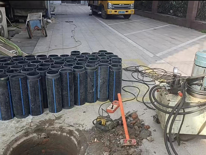 万年PE置换管厂家 DN315置换管 非开挖管短管置换